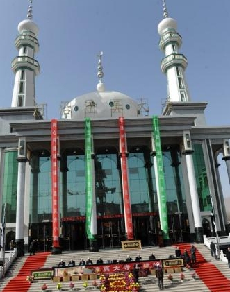 少妇出轨做爰高潮A片