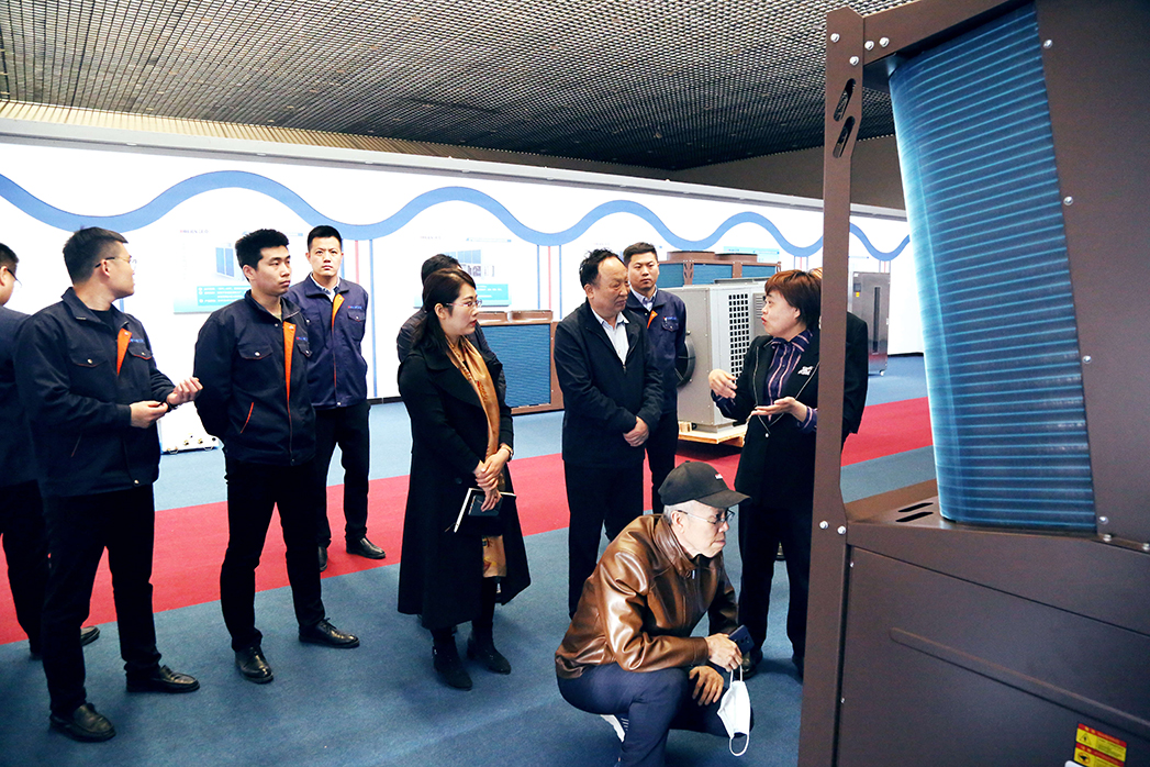 少妇出轨做爰高潮A片