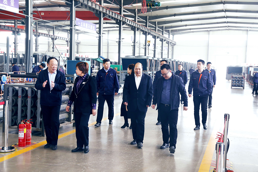 少妇出轨做爰高潮A片