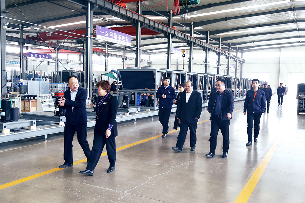 少妇出轨做爰高潮A片