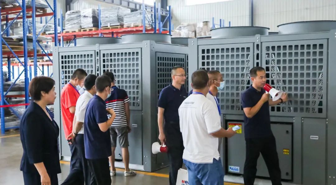 少妇出轨做爰高潮A片