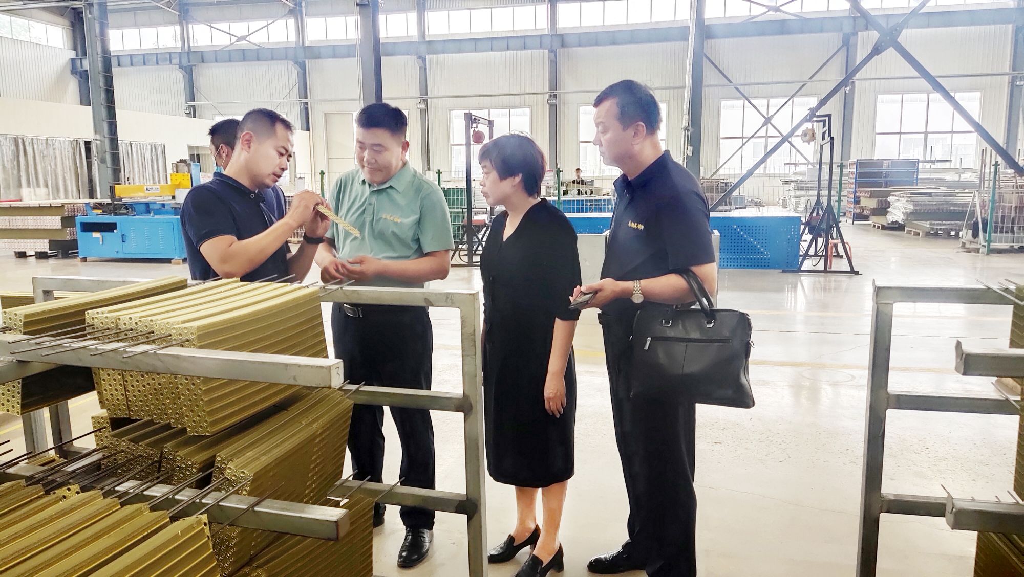 少妇出轨做爰高潮A片