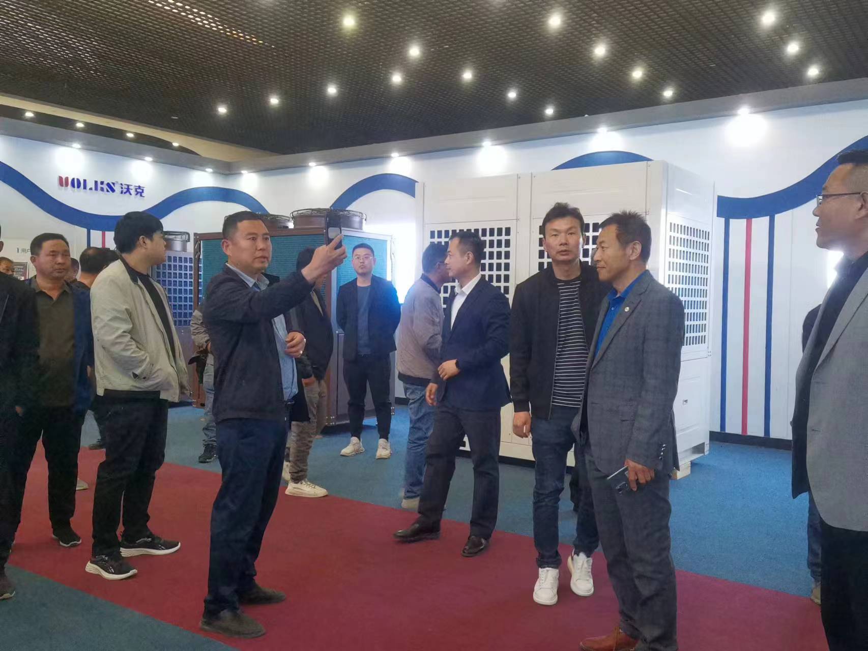 少妇出轨做爰高潮A片