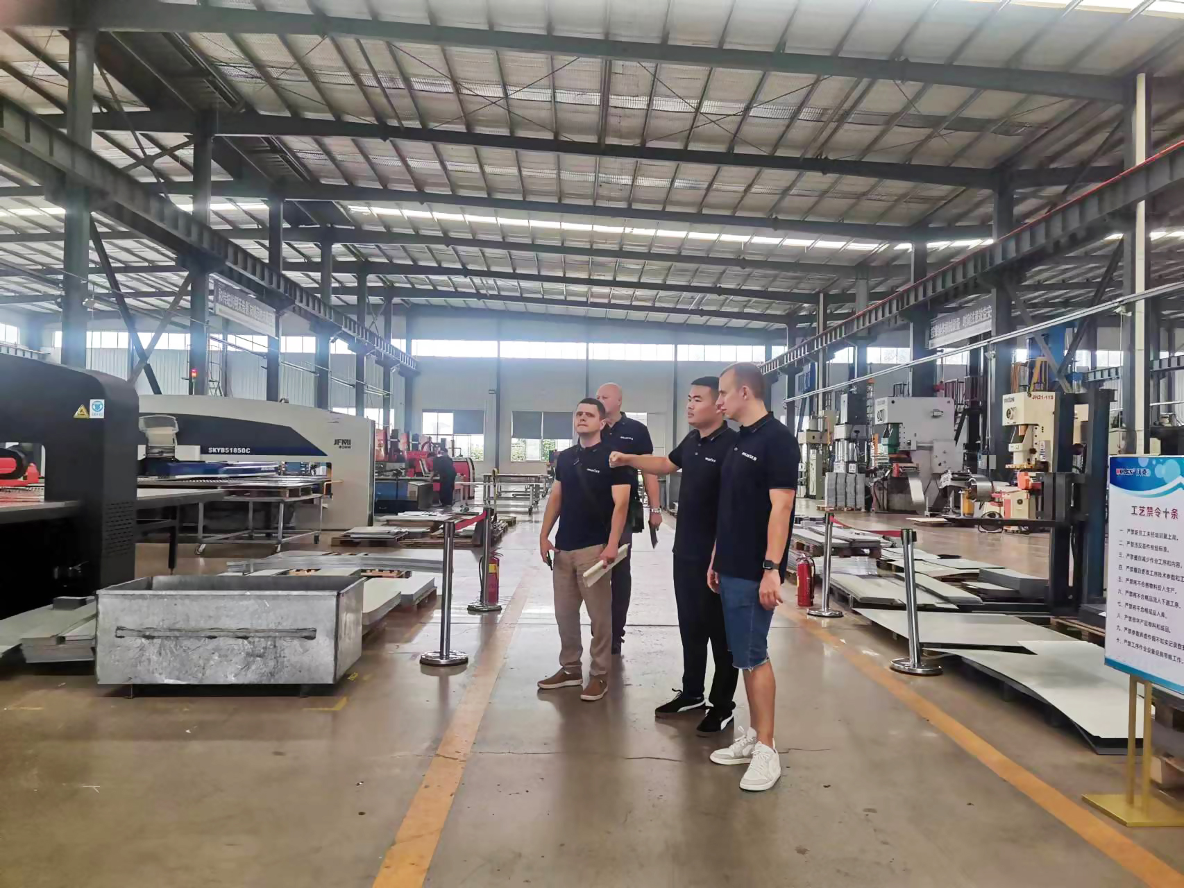 少妇出轨做爰高潮A片