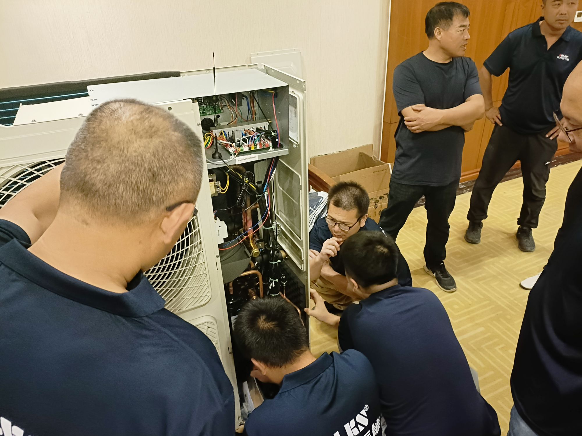 少妇出轨做爰高潮A片