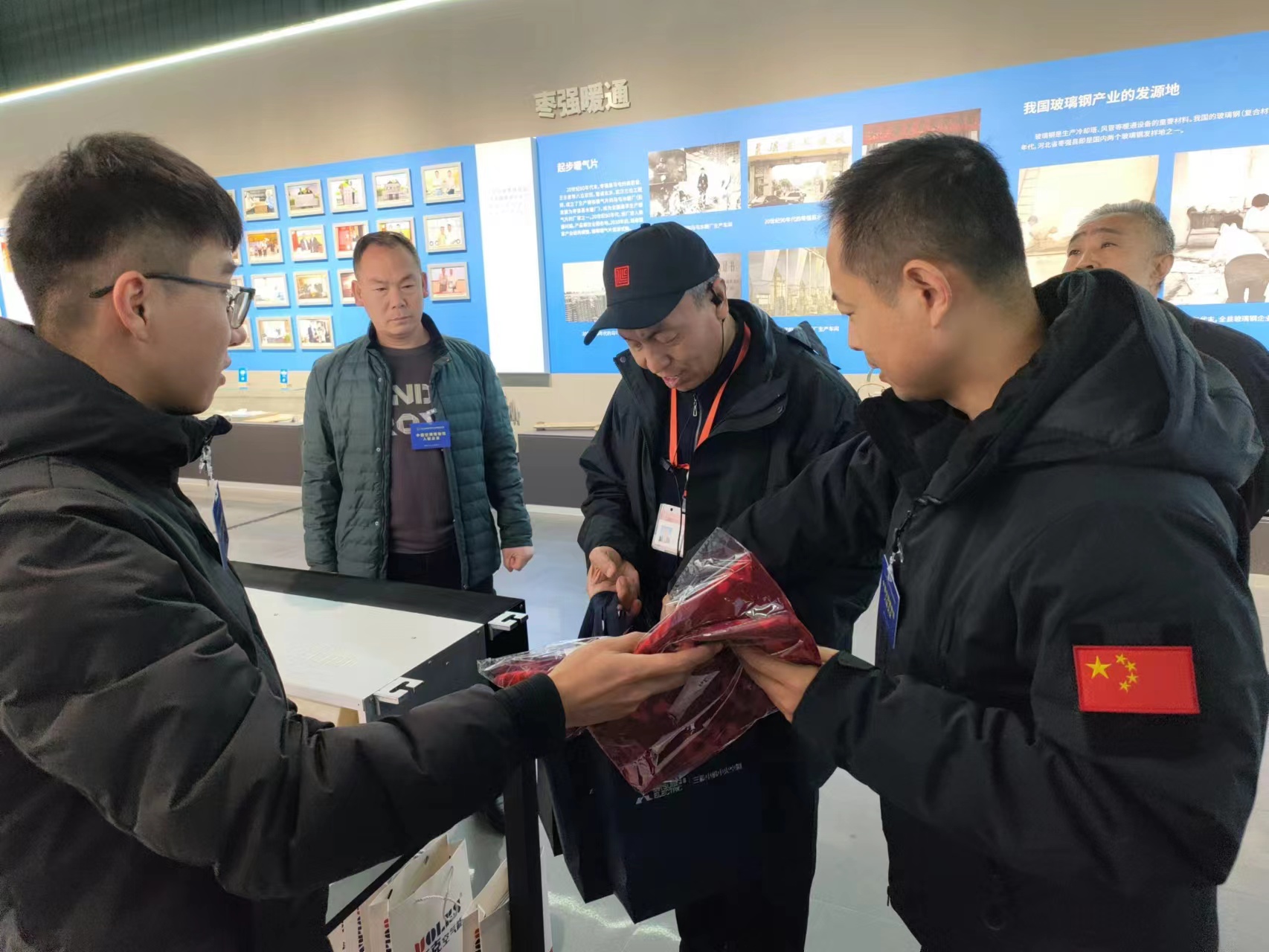 少妇出轨做爰高潮A片