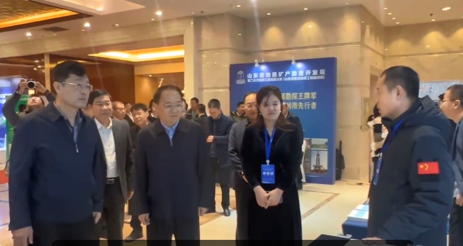 少妇出轨做爰高潮A片