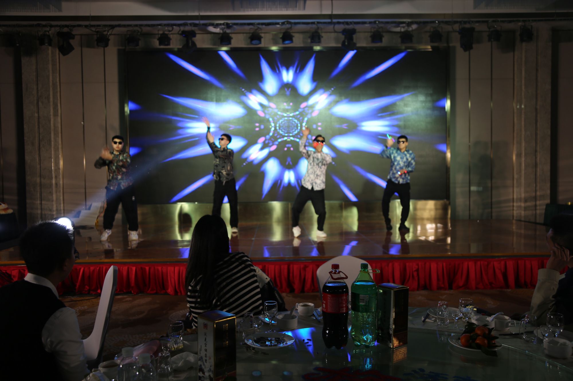 少妇出轨做爰高潮A片