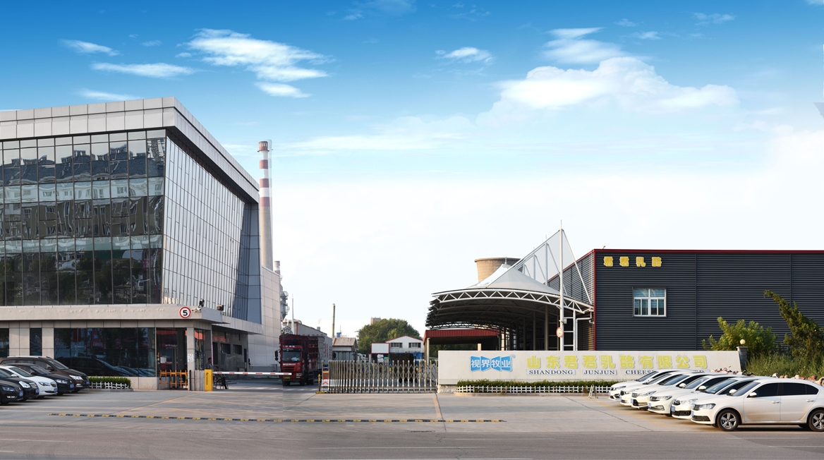 沃克空气源热泵为中法合资奶酪企业打造高品质恒温车间环境！