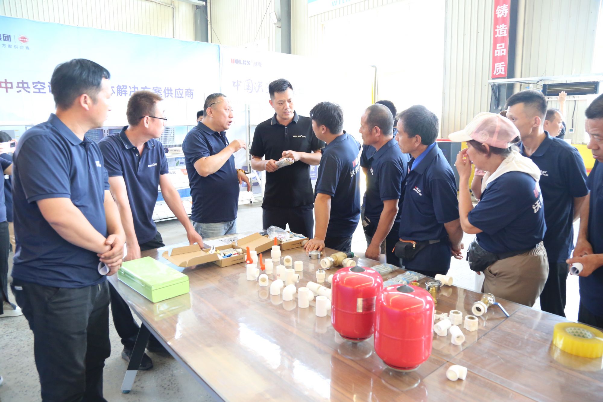 少妇出轨做爰高潮A片