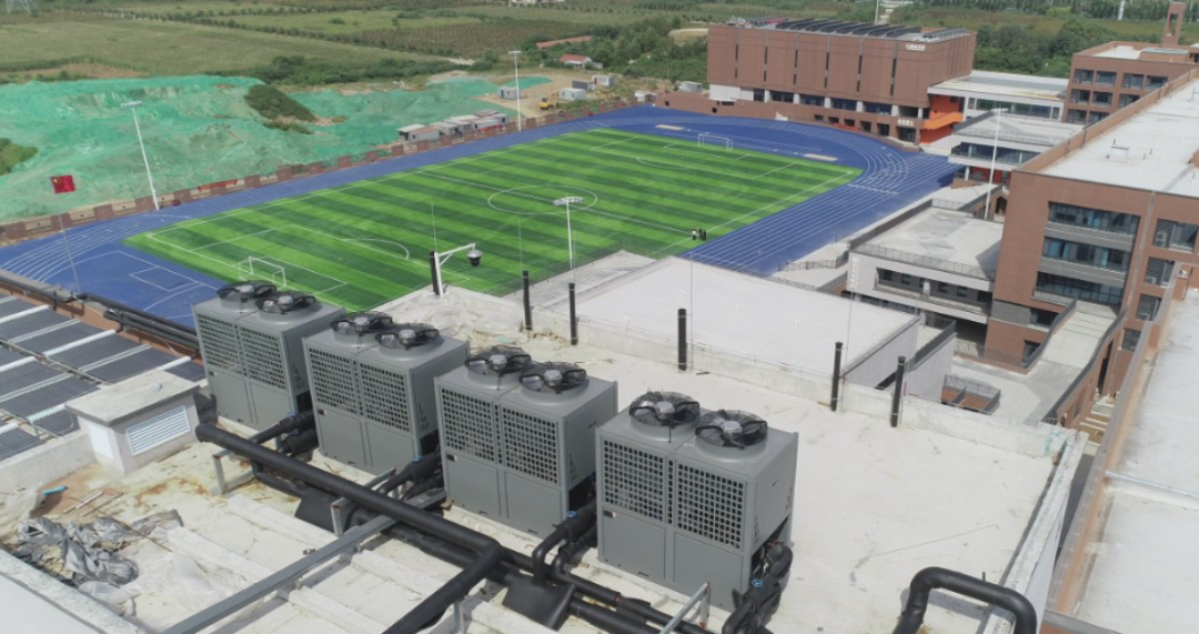 640 (1) 少妇出轨做爰高潮A片