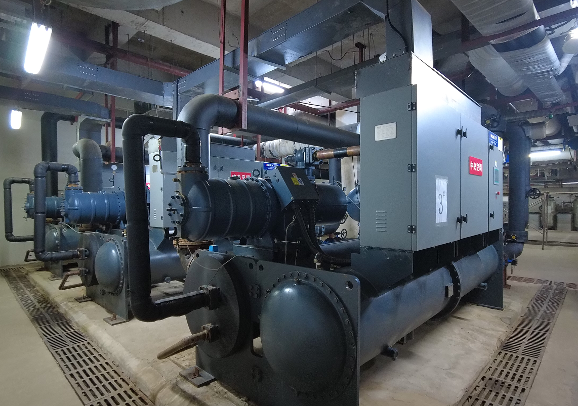 少妇出轨做爰高潮A片