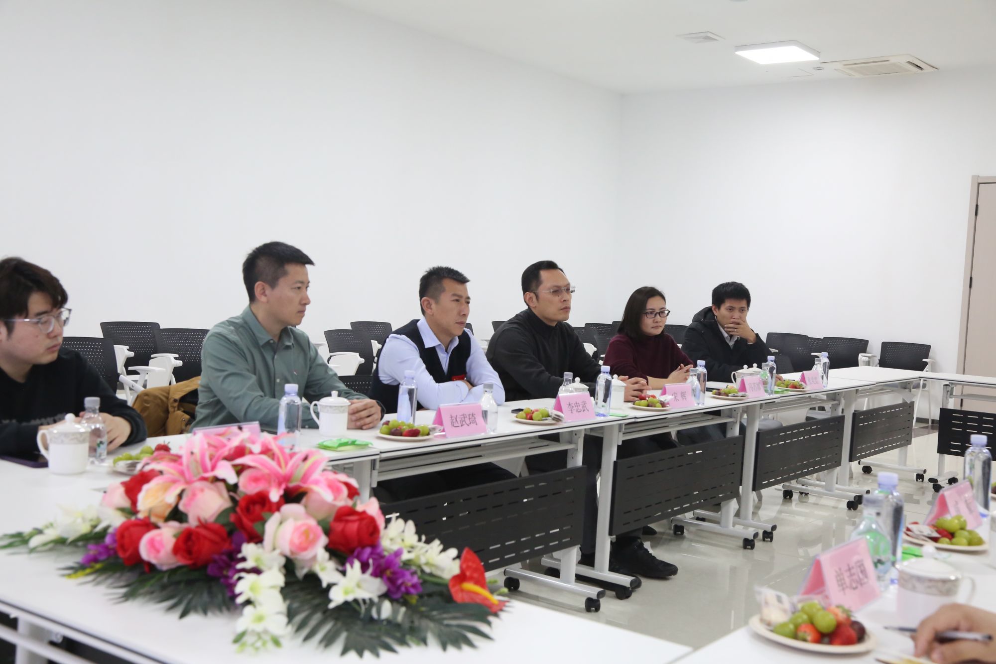 8E6A7622(1) 少妇出轨做爰高潮A片