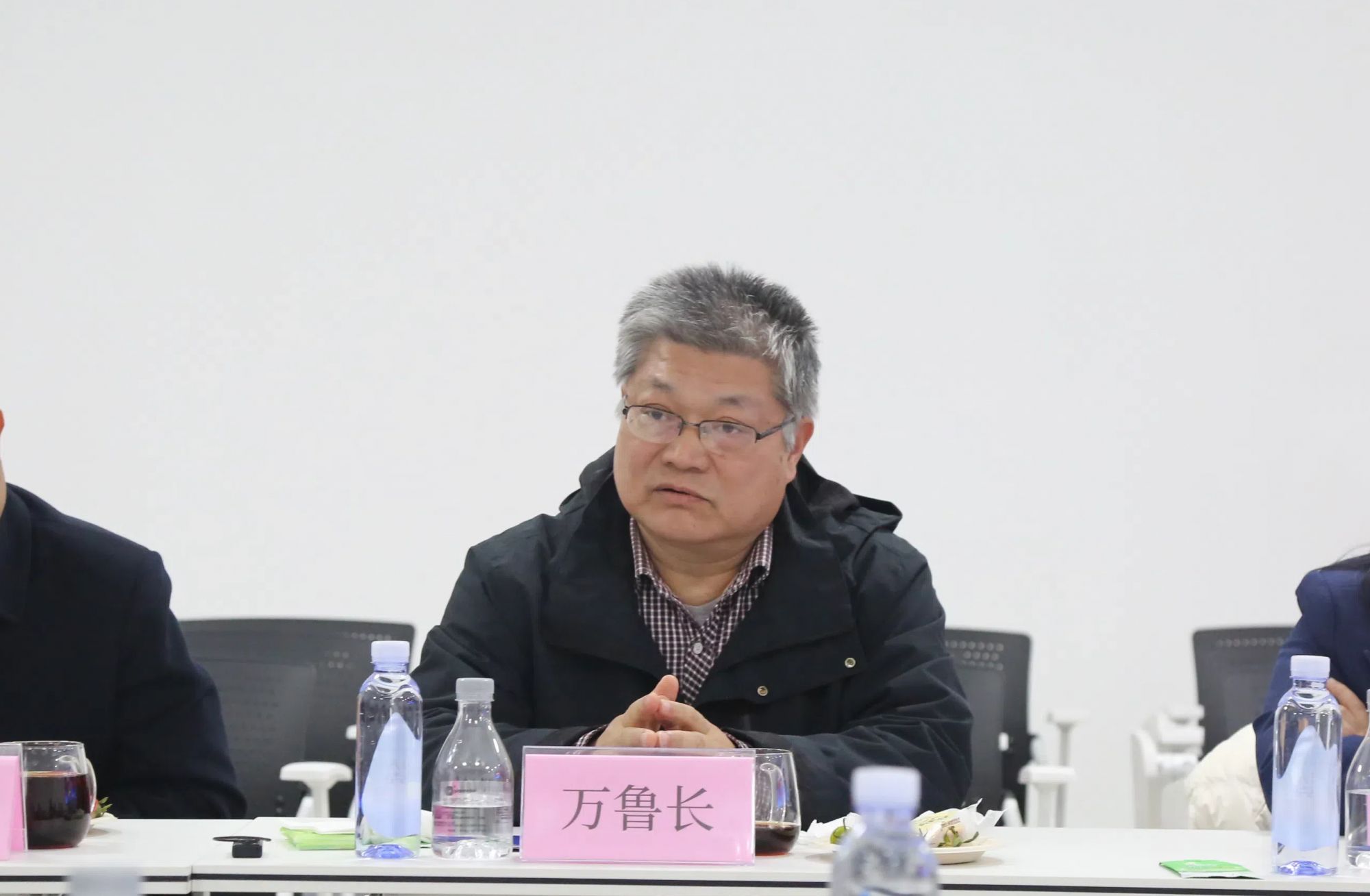 少妇出轨做爰高潮A片